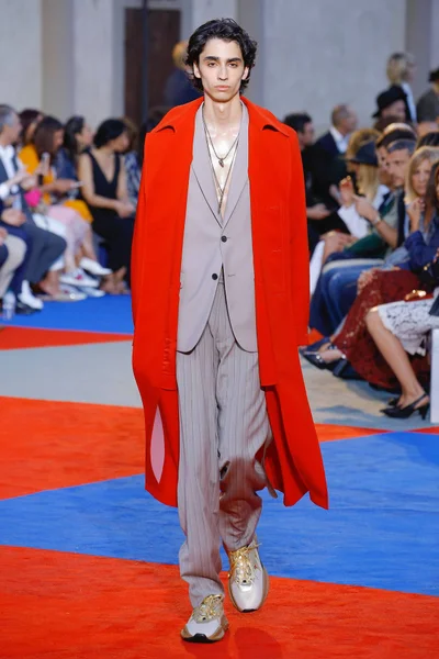 Look 21